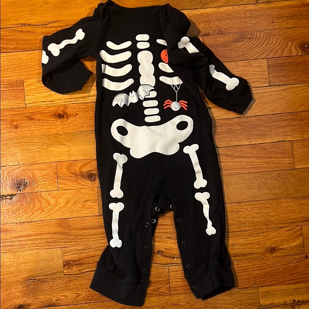 Carter's Black and White Skeleton Pajama Set